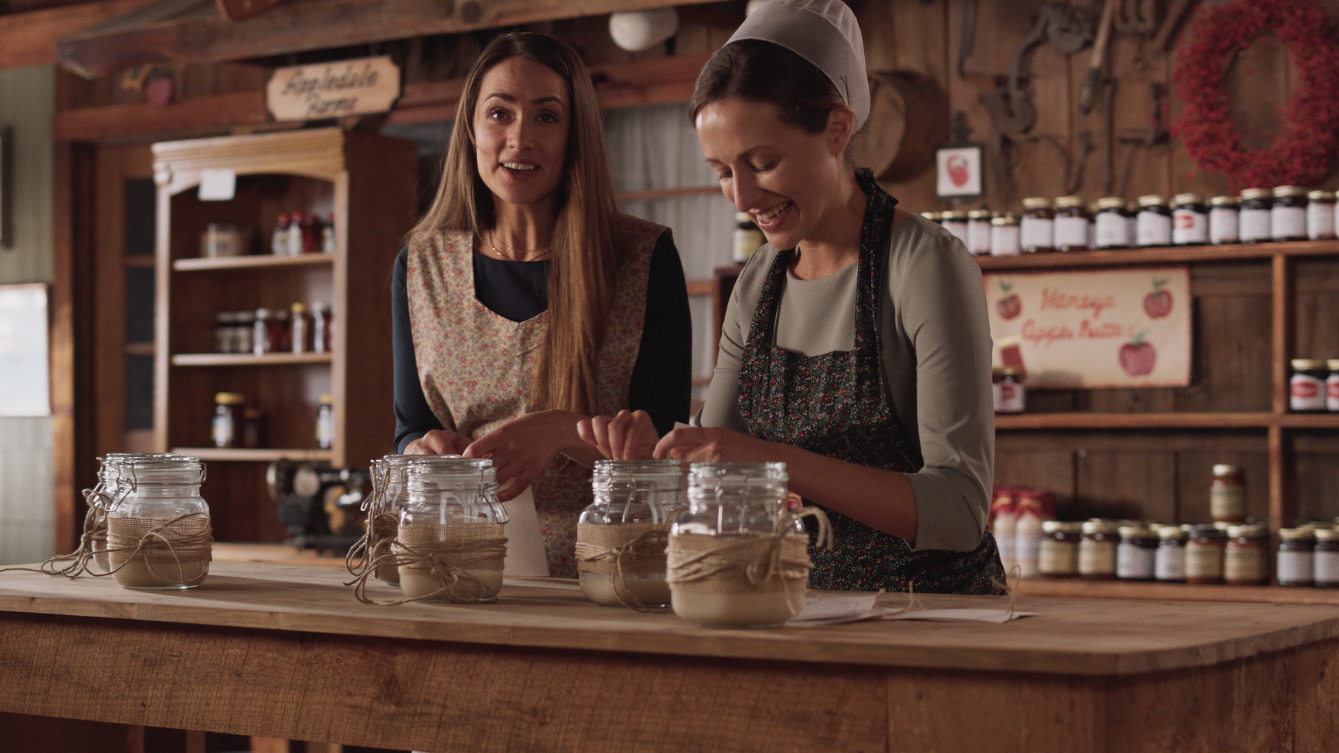 Unwrapping Joy: 5 Heartwarming Amish Christmas Traditions Rooted in Faith and Family